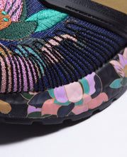 Load image into Gallery viewer, Ultraboost 20 CNY

