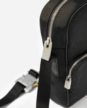 Load image into Gallery viewer, Vertical Camera Bag (Black)
