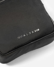 Load image into Gallery viewer, Vertical Camera Bag (Black)
