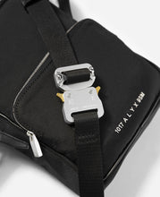 Load image into Gallery viewer, Vertical Camera Bag (Black)
