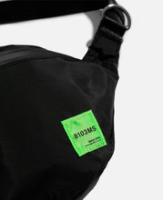 Load image into Gallery viewer, The Arms Pouch (Black)
