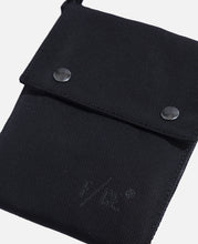 Load image into Gallery viewer, AU Travel Case (Black)
